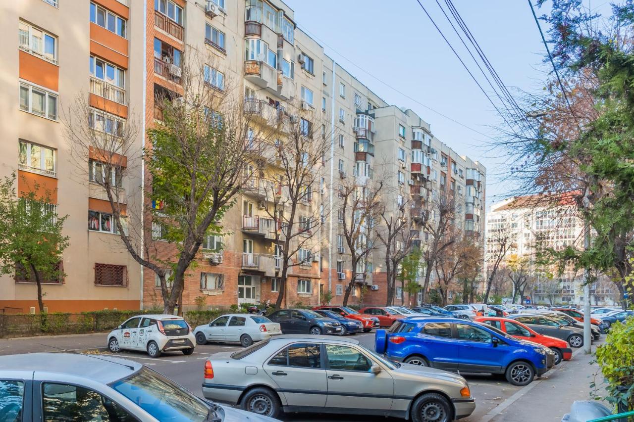 Studio T By Mrg Apartments Bucarest Esterno foto